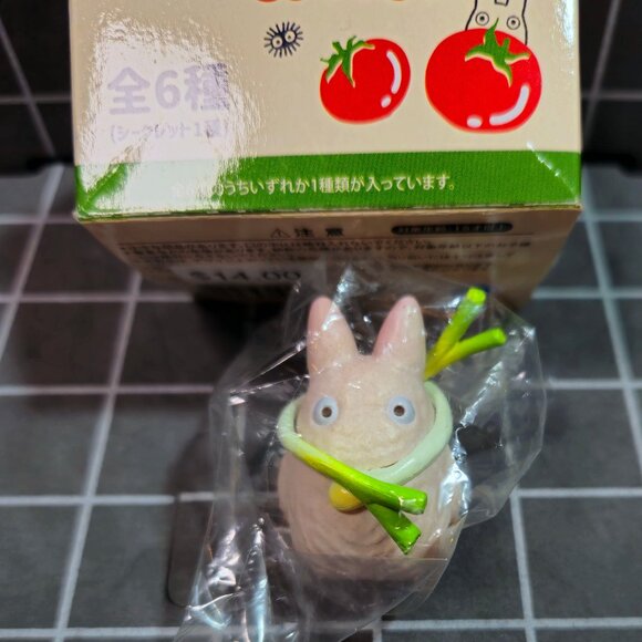 Studio Ghibli My Neighbor Totoro Vegetable Play Figure Collection LEEK ONION - Picture 2 of 3